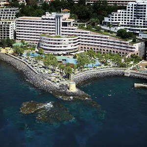 https://royal-savoy.madeira-islandshotels.com