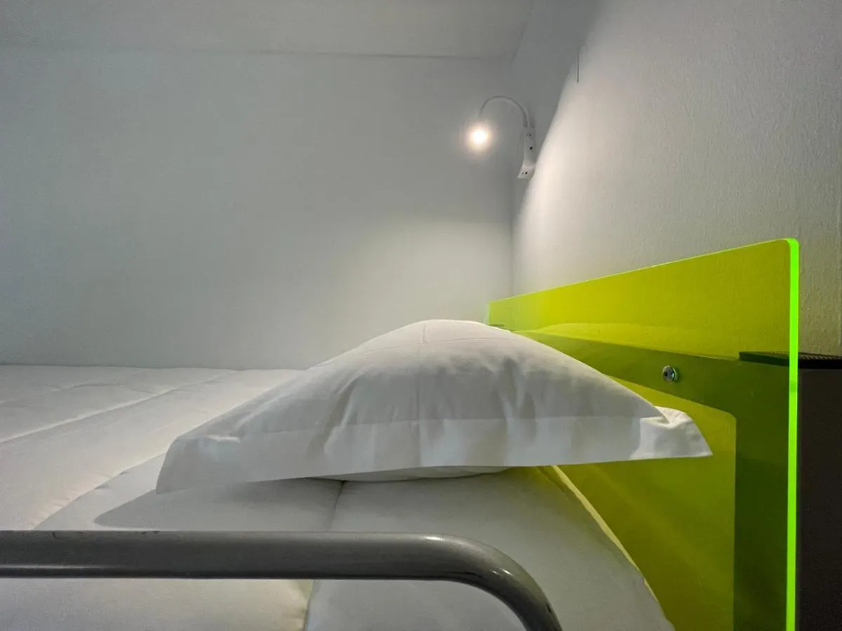 Hostel Hi Parque Das Nacoes - Pousada De Juventude Lissabon Portugal